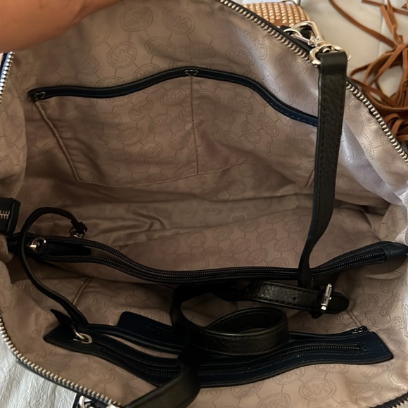 Michael Kors bag - Picture 4 of 5